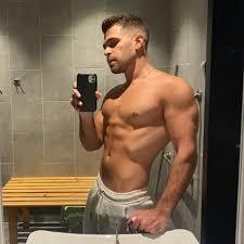 הגדל תמונה של Joni 220