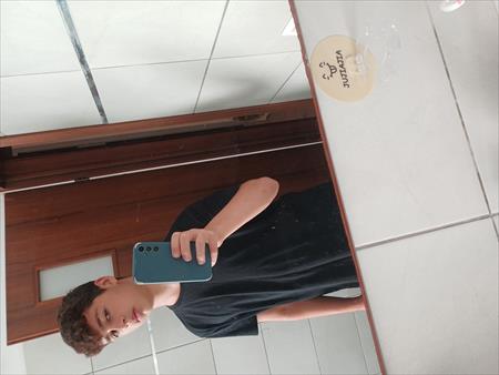 הגדל תמונה של אורי xx
