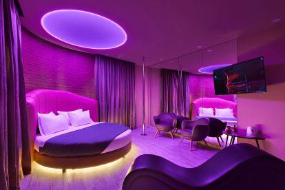 הגדל תמונה של גימי סרר