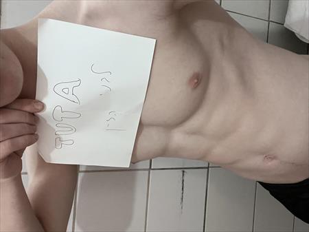 הגדל תמונה של לבני הזיין