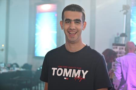 הגדל תמונה של המלך571