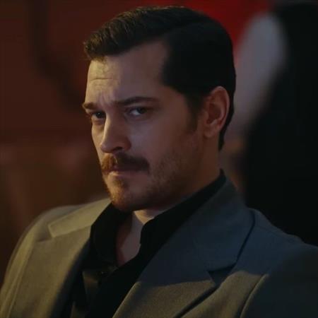 הגדל תמונה של ניקו חקחלז