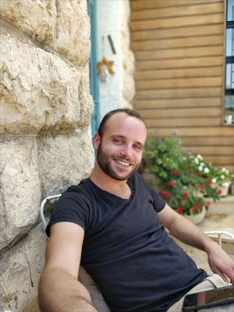 הגדל תמונה של happyOne