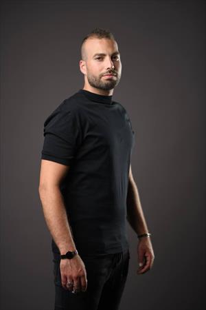 הגדל תמונה של אריה16